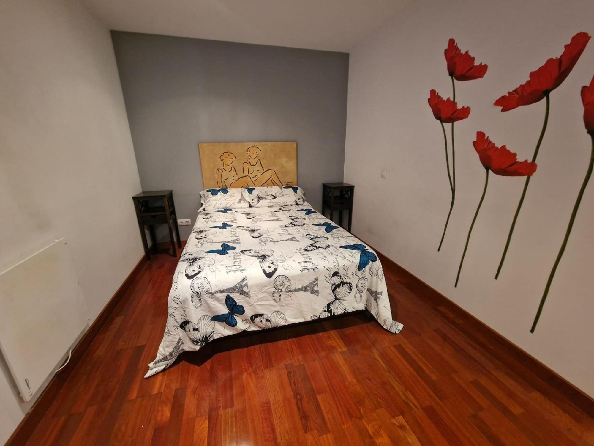 Apartment Navarra2 *