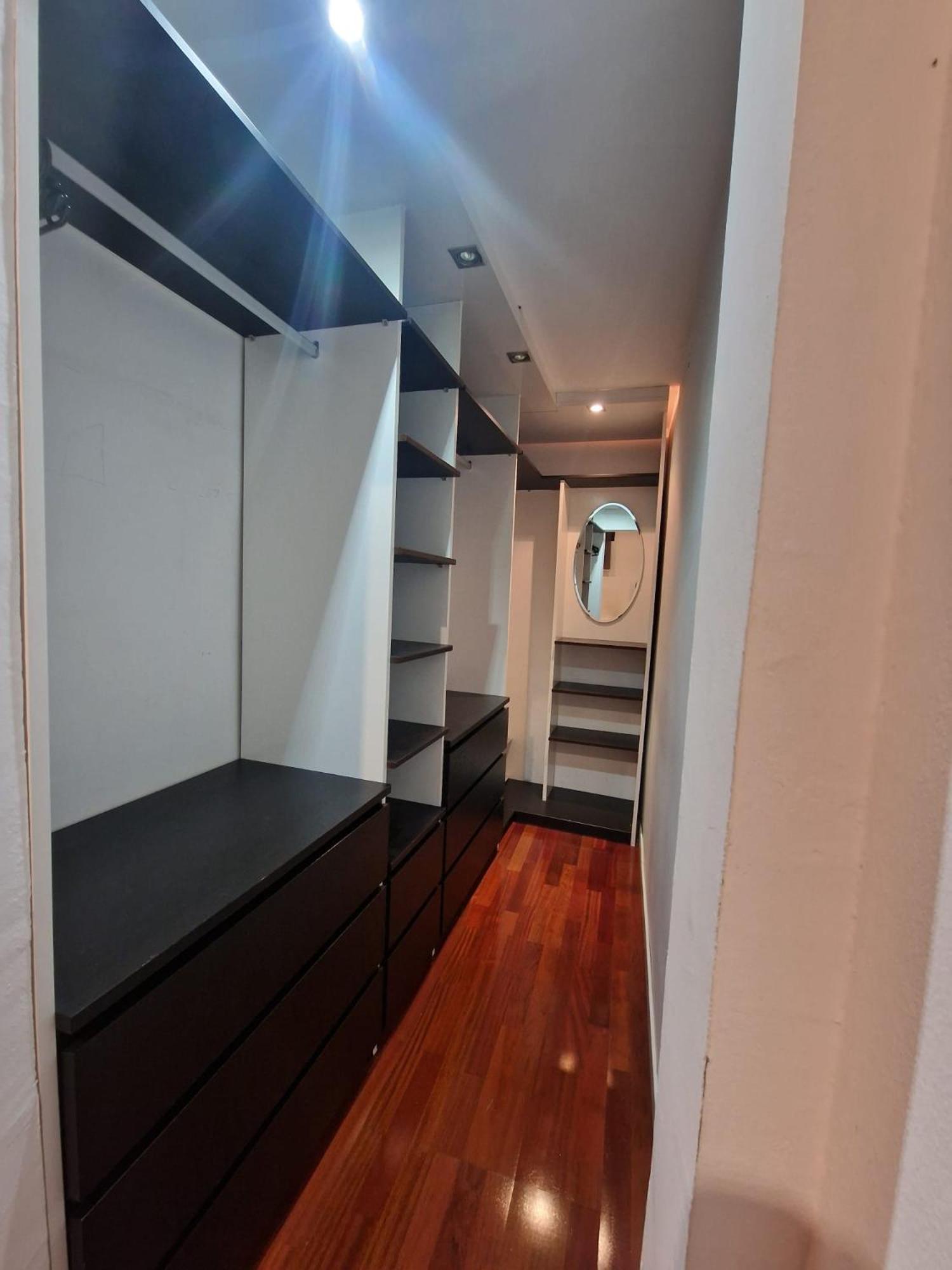 Apartment Navarra2 *